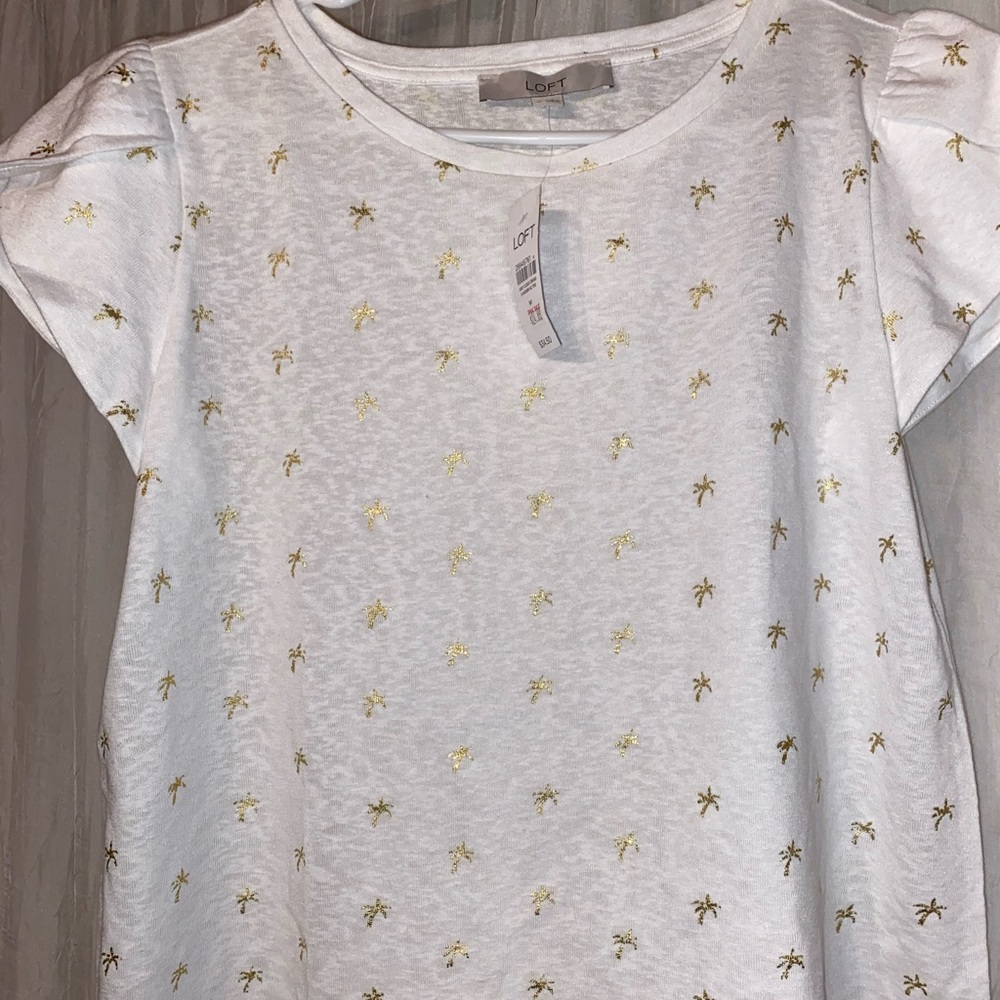 New “Loft” Women’s T-shirt